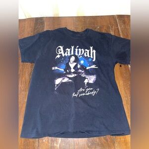Aaliyah Black Graphic Tee - Short Sleeve